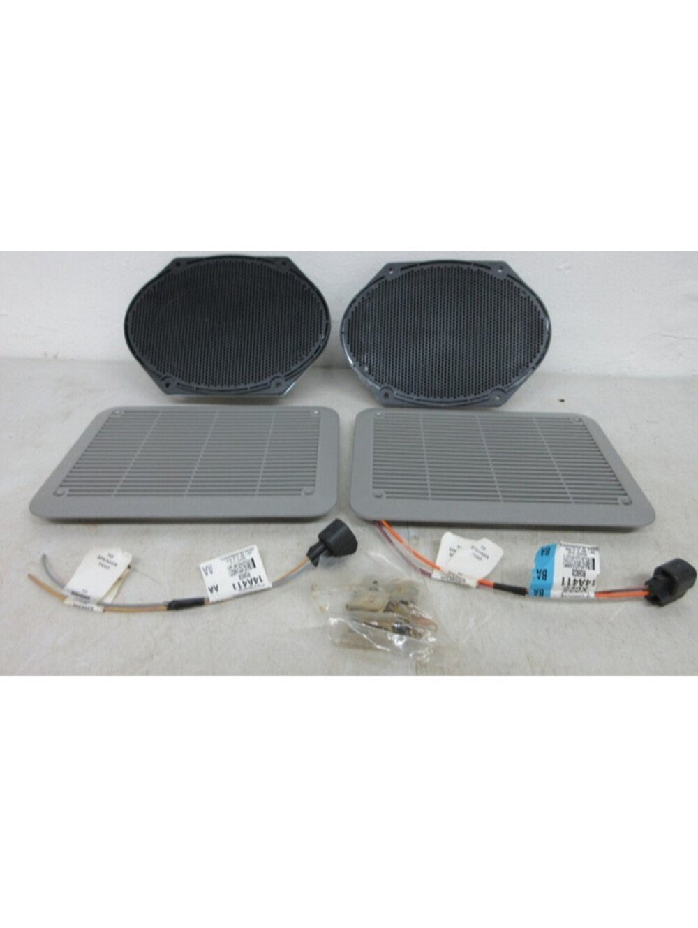 Genuine OEM Ford Radio Speaker Kit - F Trucks Cars SUVS 98-2016 RT LEFT PAIR